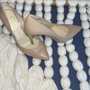 Jessica Simpson Nude Pump